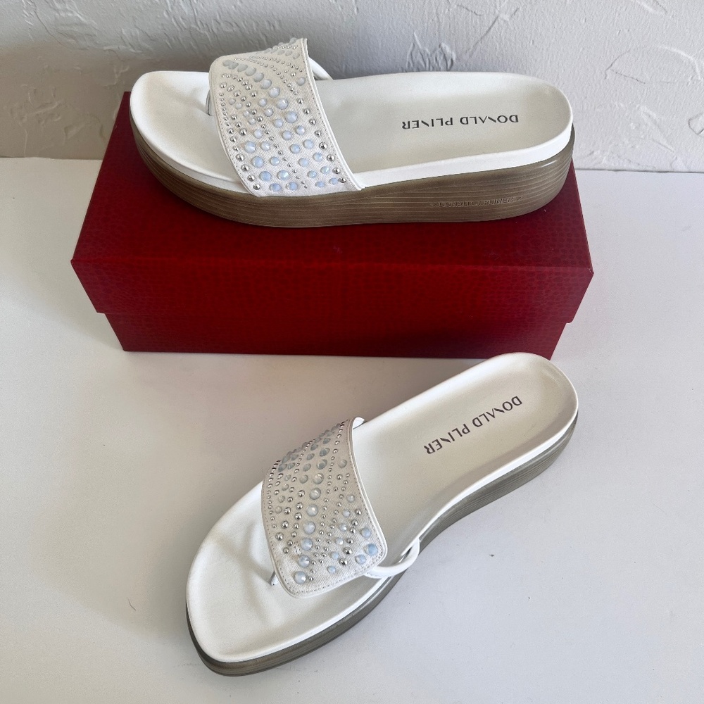 NIB Donal Pliner Fifi Bone Embellished Canvas Platform Wedge Sandals 8.5